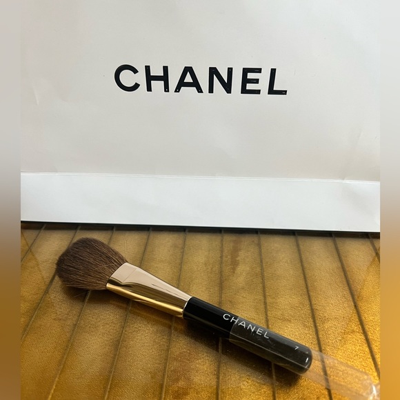 Accessories - New Chanel makeup brush #7